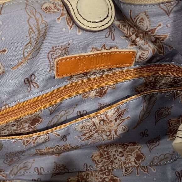 Hobo International Leather Crème Beige Boho Shoulder Purse Women’s - Picture 16 of 16